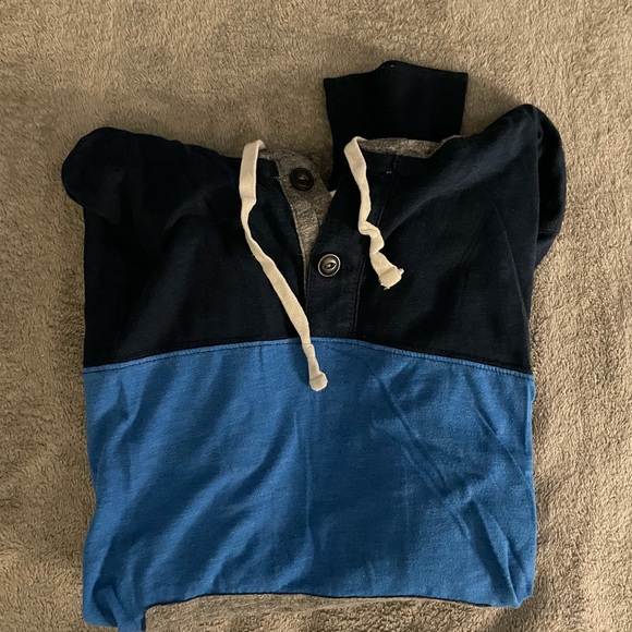 American Eagle Light Hoodie - Picture 1 of 3